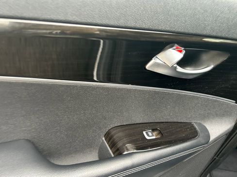 Used 2019 Kia Sorento EX w/ EX Touring Package image 26