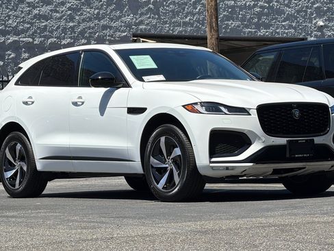 Used 2026 Jaguar F-PACE R-Dynamic S AWD/4WD image 7