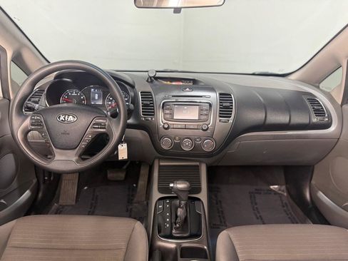 Used 2017 Kia Forte LX w/ LX Popular Package FWD image 11