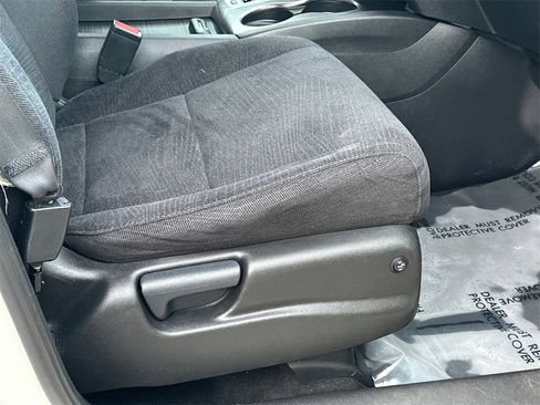 Used 2017 Honda Pilot EX image 10