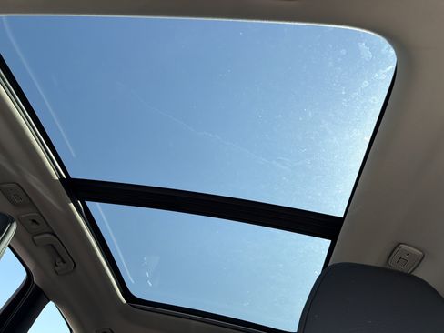 Certified 2025 Volvo XC60 B5 Plus w/ Climate Package image 28