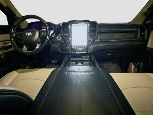 Used 2022 RAM 3500 Limited image 9