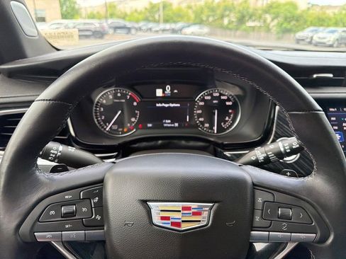 Certified 2023 Cadillac XT6 Premium Luxury AWD/4WD image 5