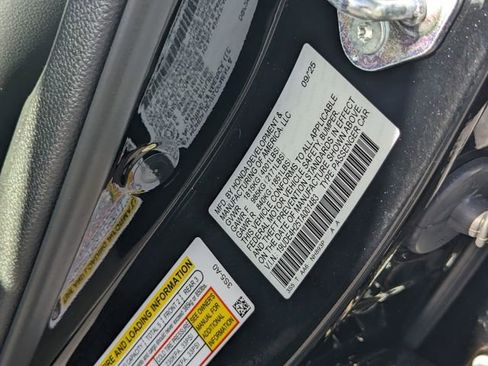 New 2026 Acura Integra image 13