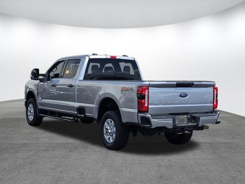 Used 2024 Ford F350 XLT w/ 360-Degree Camera Package AWD/4WD image 6