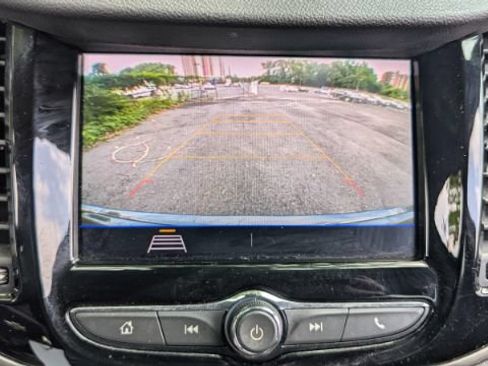 Used 2020 Chevrolet Trax LS FWD image 35
