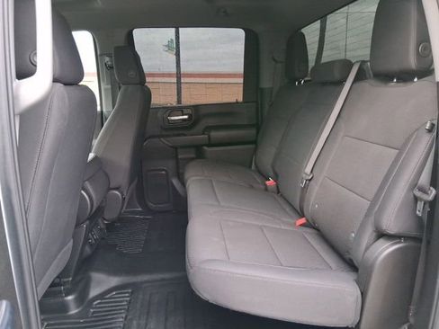 Used 2025 GMC Sierra 2500 Pro w/ 1SA Pro Safety Plus Package AWD/4WD image 18