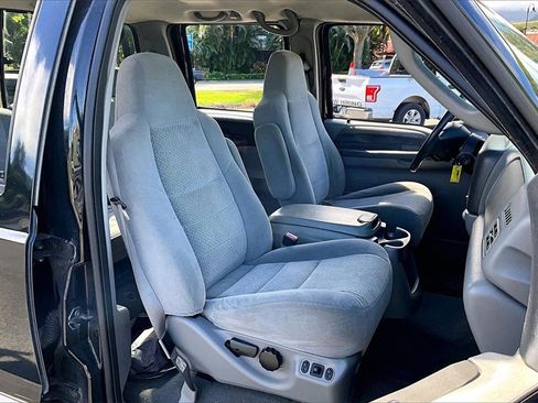 Used 2004 Ford F250 XL image 7