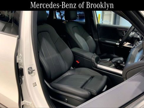 Used 2026 Mercedes-Benz GLA 250 4MATIC image 9