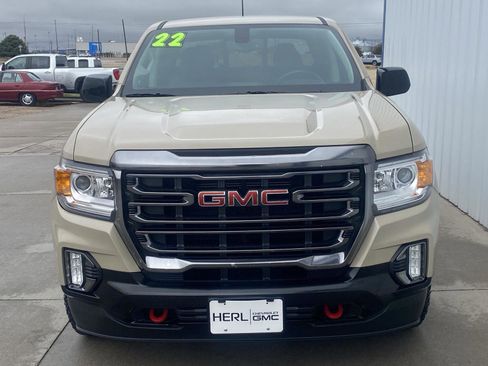 Used 2022 GMC Canyon AT4 w/ Trailering Package AWD/4WD image 2