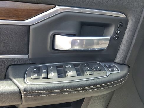 Used 2024 RAM 2500 Laramie image 26