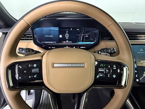 Certified 2025 Land Rover Range Rover Sport Autobiography AWD/4WD image 13