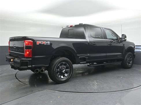 Used 2024 Ford F250 Lariat w/ Sport Appearance Package image 7