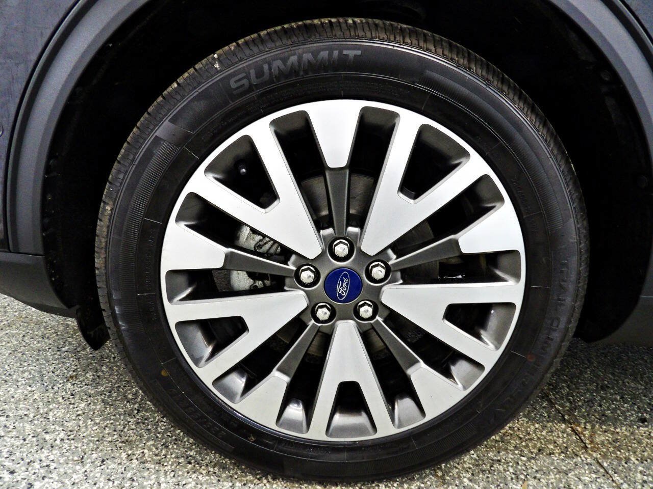 Used 2020 Ford Escape Titanium AWD/4WD image 20
