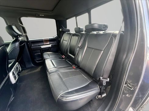 Used 2018 Ford F150 Lariat w/ Equipment Group 502A Luxury AWD/4WD image 23