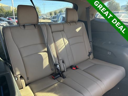 Used 2019 Honda Pilot Touring image 10