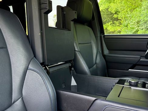 Used 2023 Toyota Sequoia Platinum AWD/4WD image 22