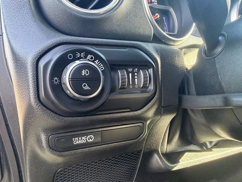 Used 2020 Jeep Gladiator Rubicon image 33