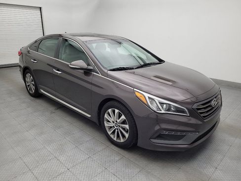 Used 2016 Hyundai Sonata Sport w/ Option Group 1V FWD image 13