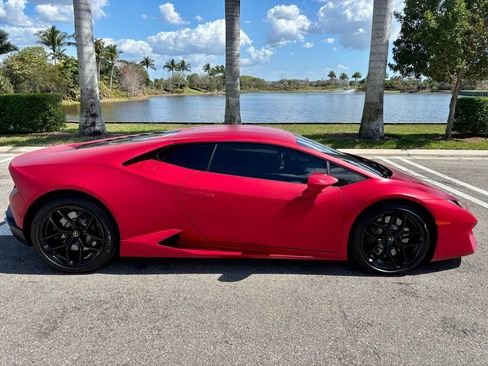 Used 2016 Lamborghini Huracan LP 580-2 RWD image 5