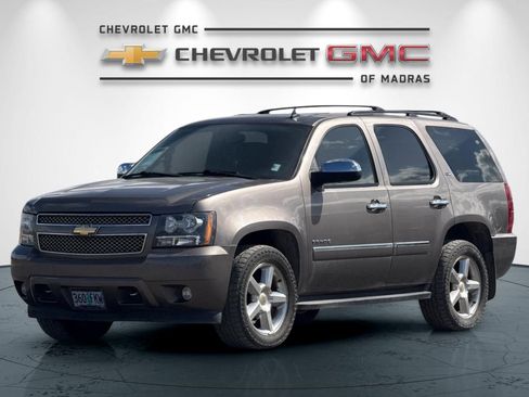 Used 2011 Chevrolet Tahoe LTZ AWD/4WD image 7