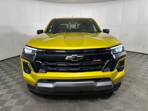 Used 2023 Chevrolet Colorado Z71 w/ Z71 Convenience Package 2 AWD/4WD image 8