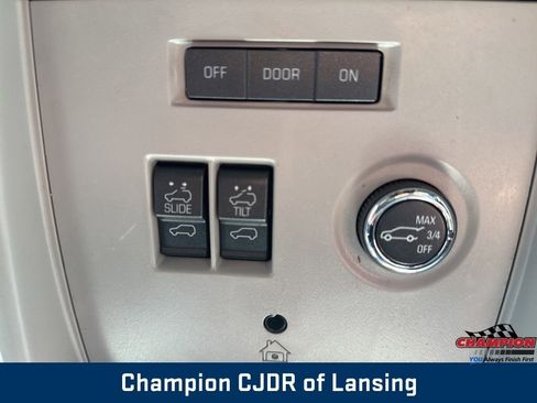 Used 2015 Chevrolet Tahoe LTZ image 36