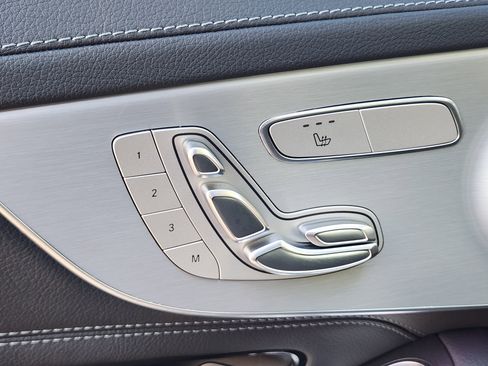 Used 2023 Mercedes-Benz C 300 Coupe image 33