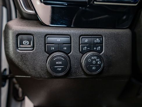 Used 2024 Chevrolet Silverado 2500 LT w/ Z71 Sport Edition image 14