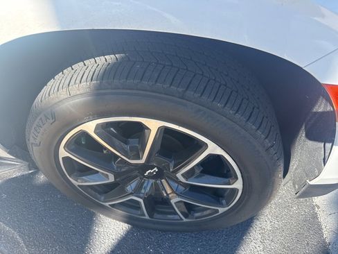 Used 2021 Chevrolet Suburban RST w/ Rear Media and Nav Package image 10