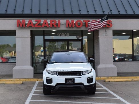 Used 2018 Land Rover Range Rover Evoque AWD/4WD image 8
