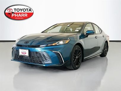 New 2026 Toyota Camry SE w/ Convenience Package