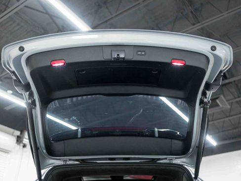 Used 2022 Porsche Cayenne GTS AWD/4WD image 91