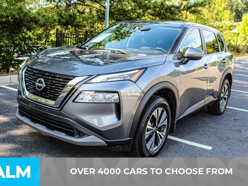 Used 2022 Nissan Rogue SV FWD image 2