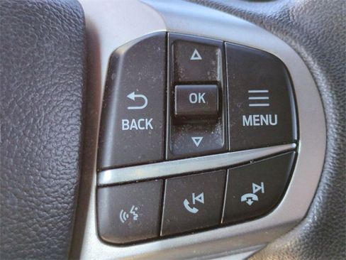 Used 2021 Ford Explorer XLT w/ Equipment Group 202A image 26