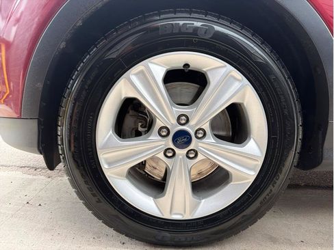 Used 2015 Ford Escape SE w/ Equipment Group 201A AWD/4WD image 22