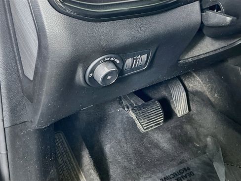 Used 2022 Jeep Compass Latitude w/ Sun and Sound Group AWD/4WD image 10