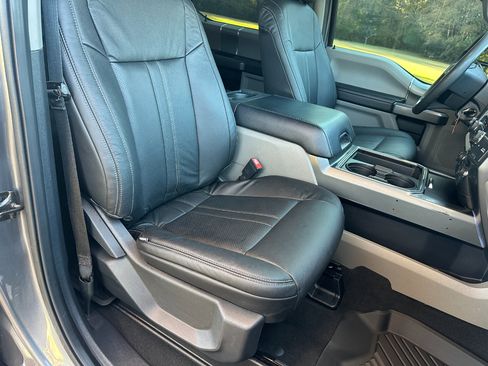 Used 2022 Ford F250 XLT w/ XLT Premium Package image 25