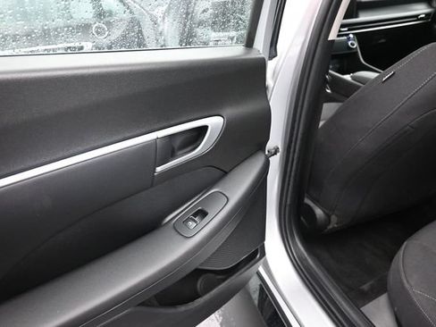 Used 2025 Hyundai Sonata SEL FWD image 19