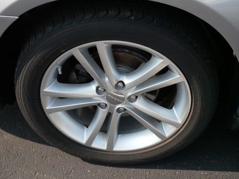 Used 2014 Dodge Avenger SXT w/ Rallye Appearance Group FWD image 15