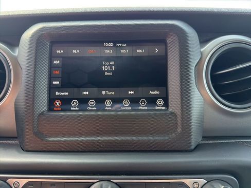 Used 2022 Jeep Wrangler Unlimited Sport AWD/4WD image 15