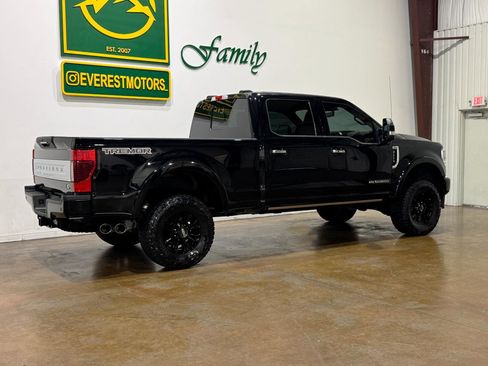 Used 2020 Ford F250 Platinum w/ Tremor Off-Road Package AWD/4WD image 9