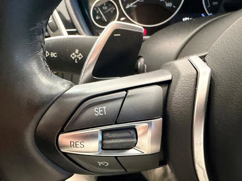 Used 2017 BMW 330i Sedan RWD image 38