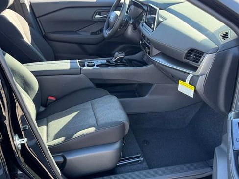 New 2026 Nissan Rogue SV AWD/4WD image 24