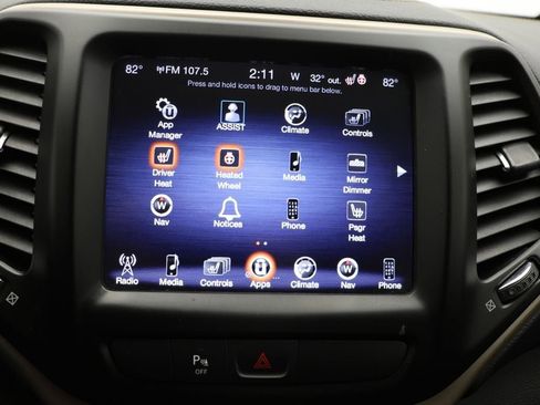 Used 2018 Jeep Cherokee Limited image 25