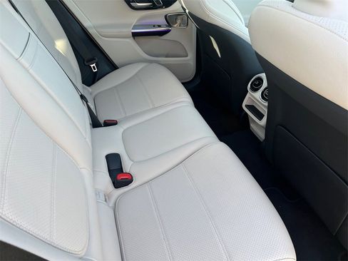 Certified 2025 Mercedes-Benz GLC 300 GLC 300 image 18