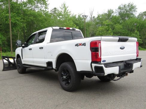 Used 2023 Ford F250 XL w/ STX Appearance Package AWD/4WD image 7