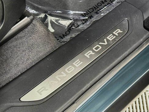 Used 2026 Land Rover Range Rover Velar Dynamic SE AWD/4WD image 32