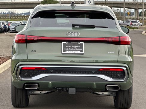 New 2025 Audi Q5 Premium Plus AWD/4WD image 4