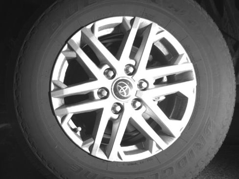 Used 2022 Toyota Tundra SR5 w/ SR5 Premium Package image 14